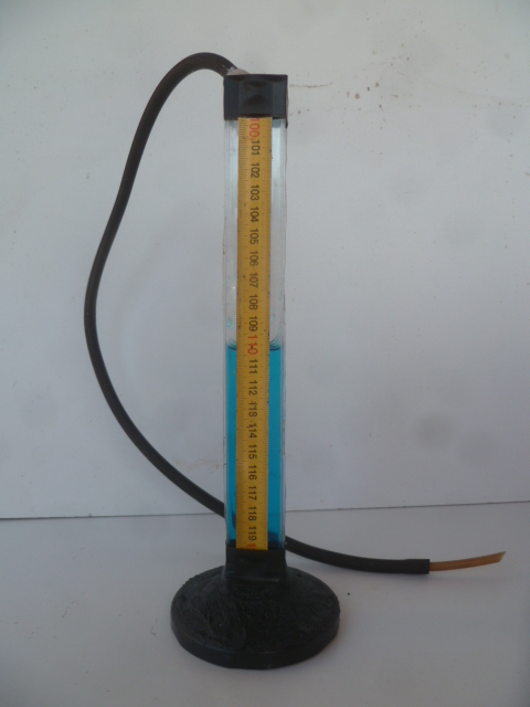 appareil de mesure à colonne d' eau