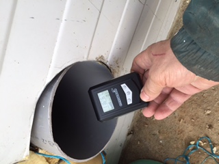 Il fait 11,6° en sortie du conduit dans la serre