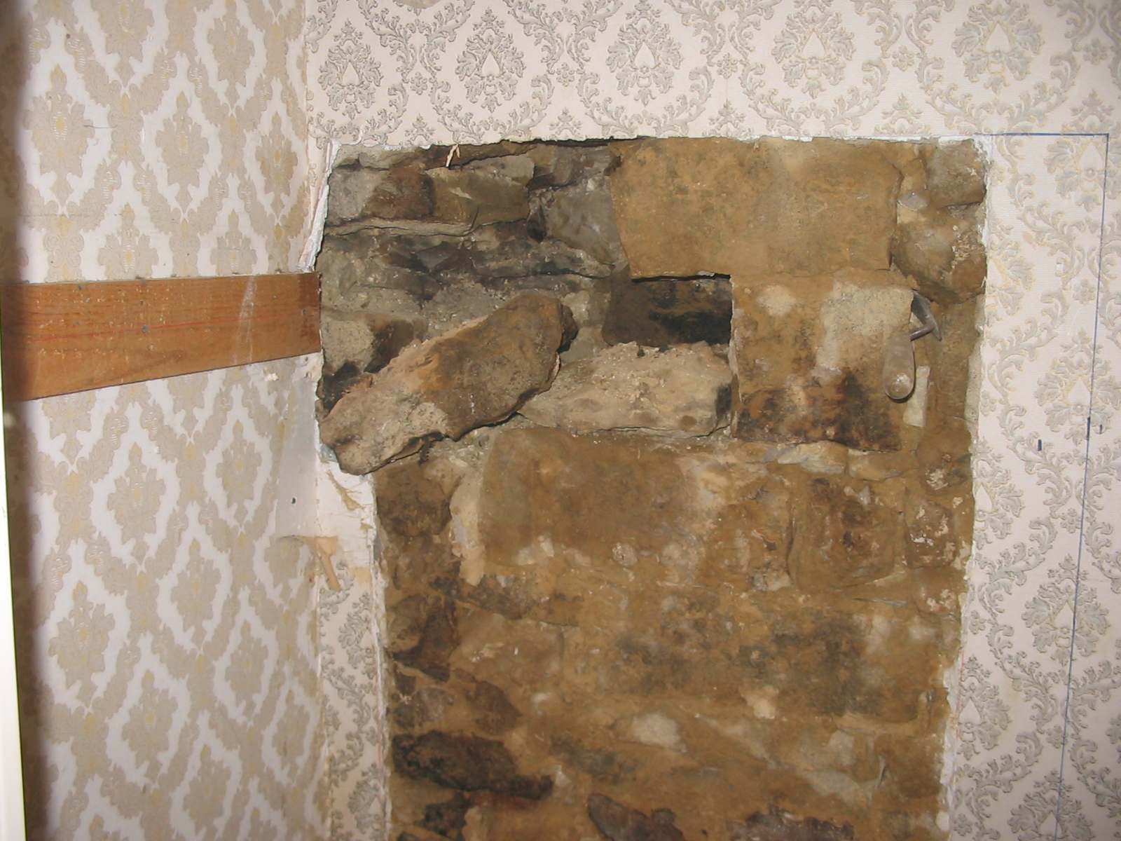 MUR1.JPG