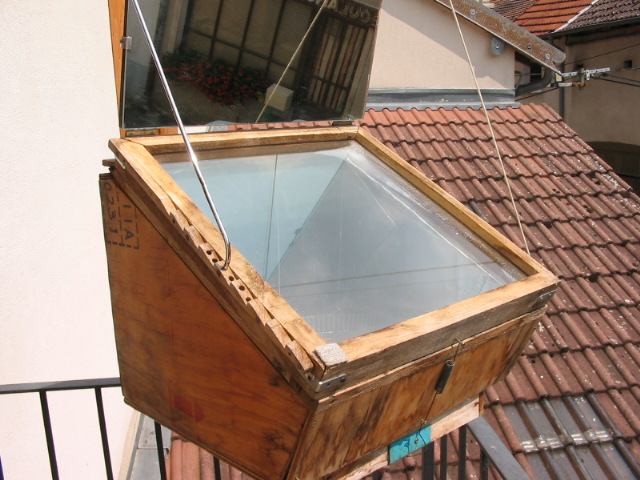 FOUR SOLAIRE0001.JPG
