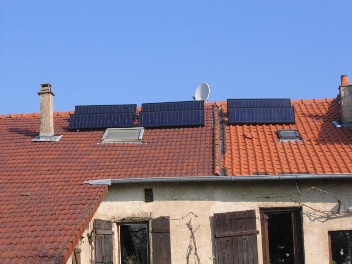 Vue d'ensemble des panneaux pos?s.