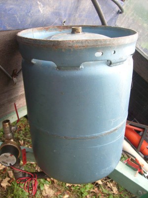 la bouteille de gaz, percée et taraudée en 3/4 de pouce pré-équipée du circulateur 12 V